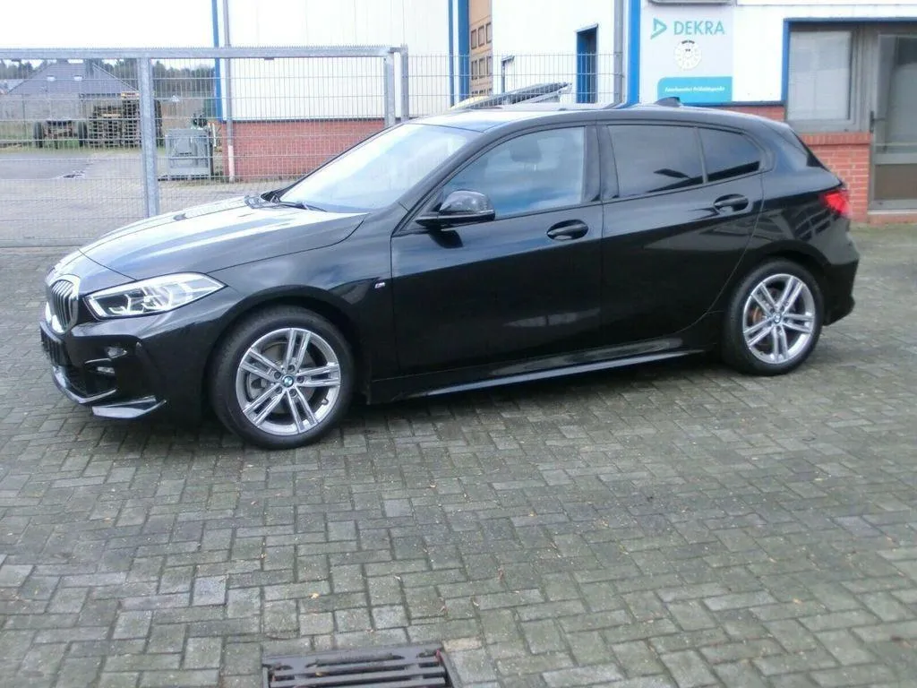 BMW Serie 1 118i 5p. Msport Image 4