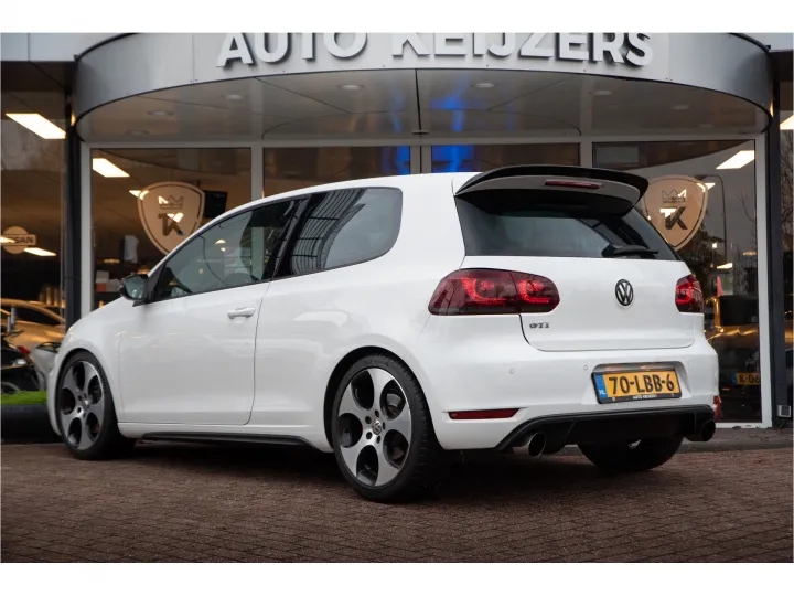 Volkswagen Golf 2.0 GTI  Image 4